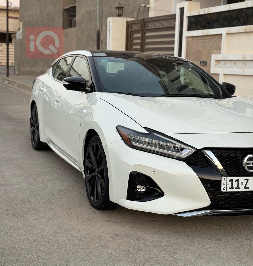 نیسان مەگزیما